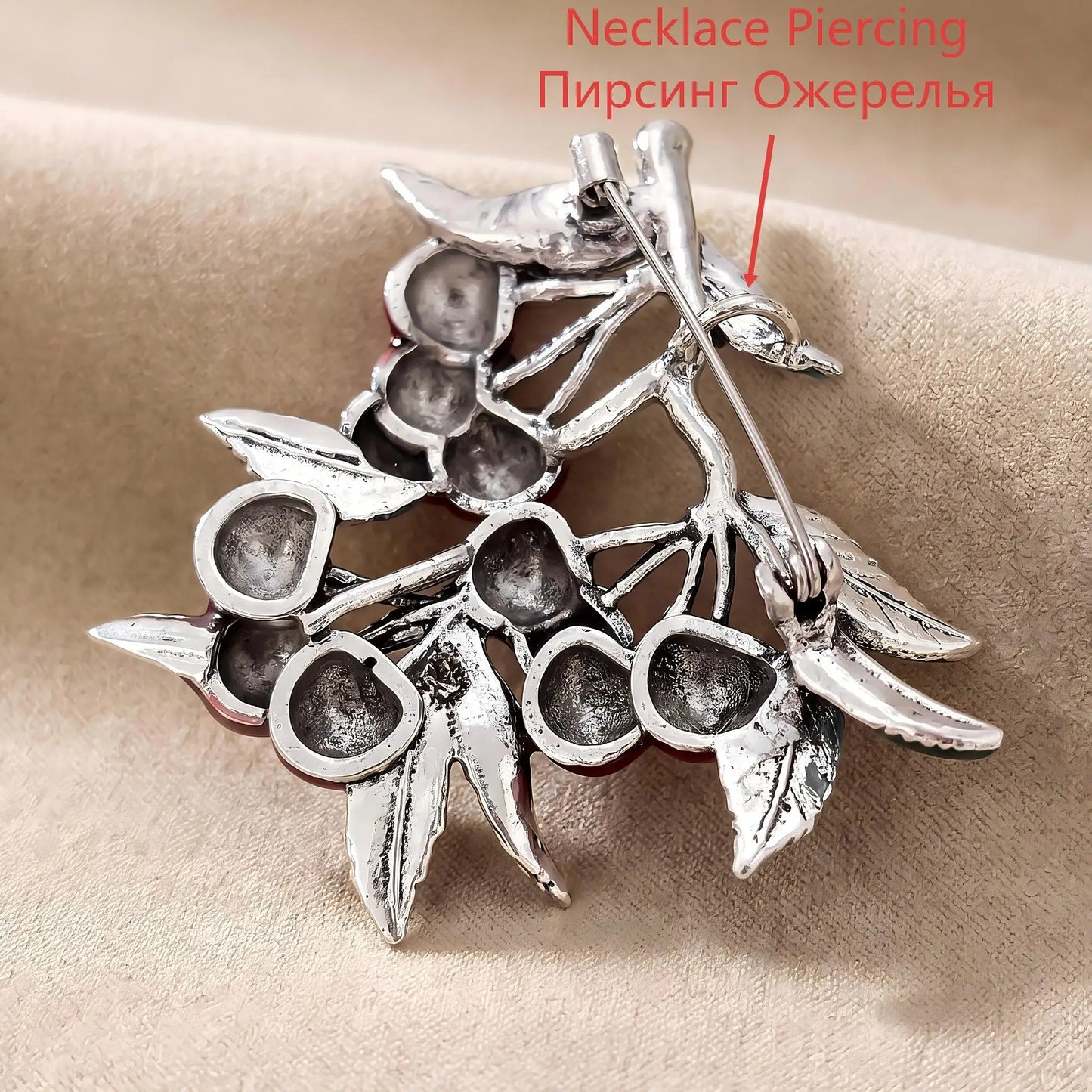 Beaut&Berry Luxury Enamel Cherry Brooches for Women Unisex Plant Pins Casual Party Jewelry Accessories Gift Decoration
