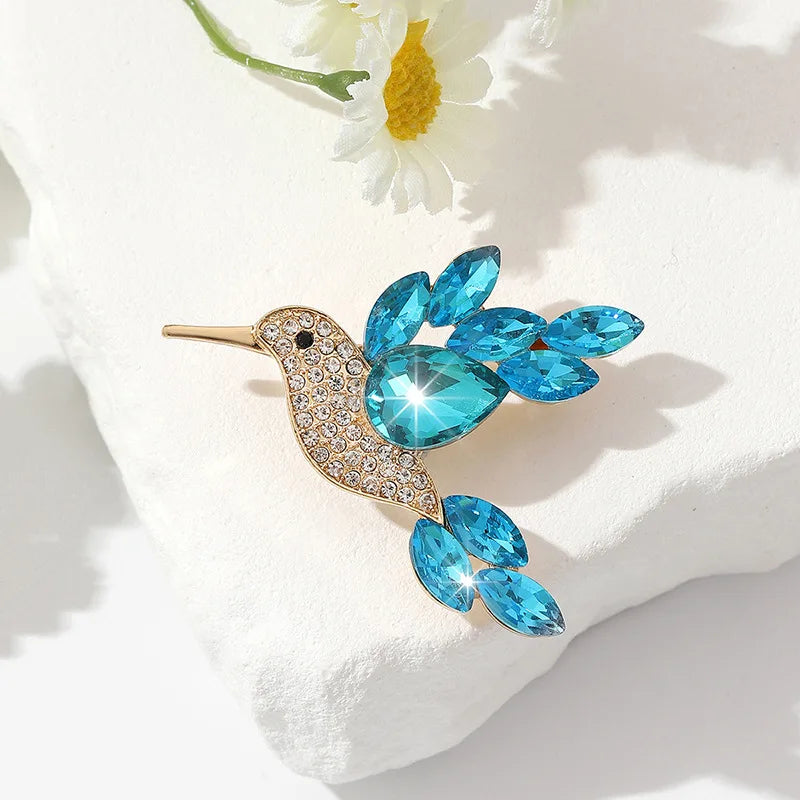 New Shiny Rhinestone Crystal Parrot Dove Bird Brooch Vintage Animal Badge Lapel Pin Suit Coat Dress Party Jewelry Gifts