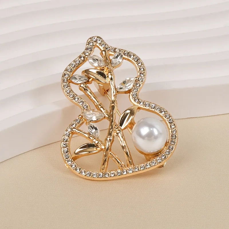Hollow Letters Gourd Shape Scarf Buckle Exquisite and Versatile Metal Scarf Buckle Accessories for Clothes Backpacks and Scarves