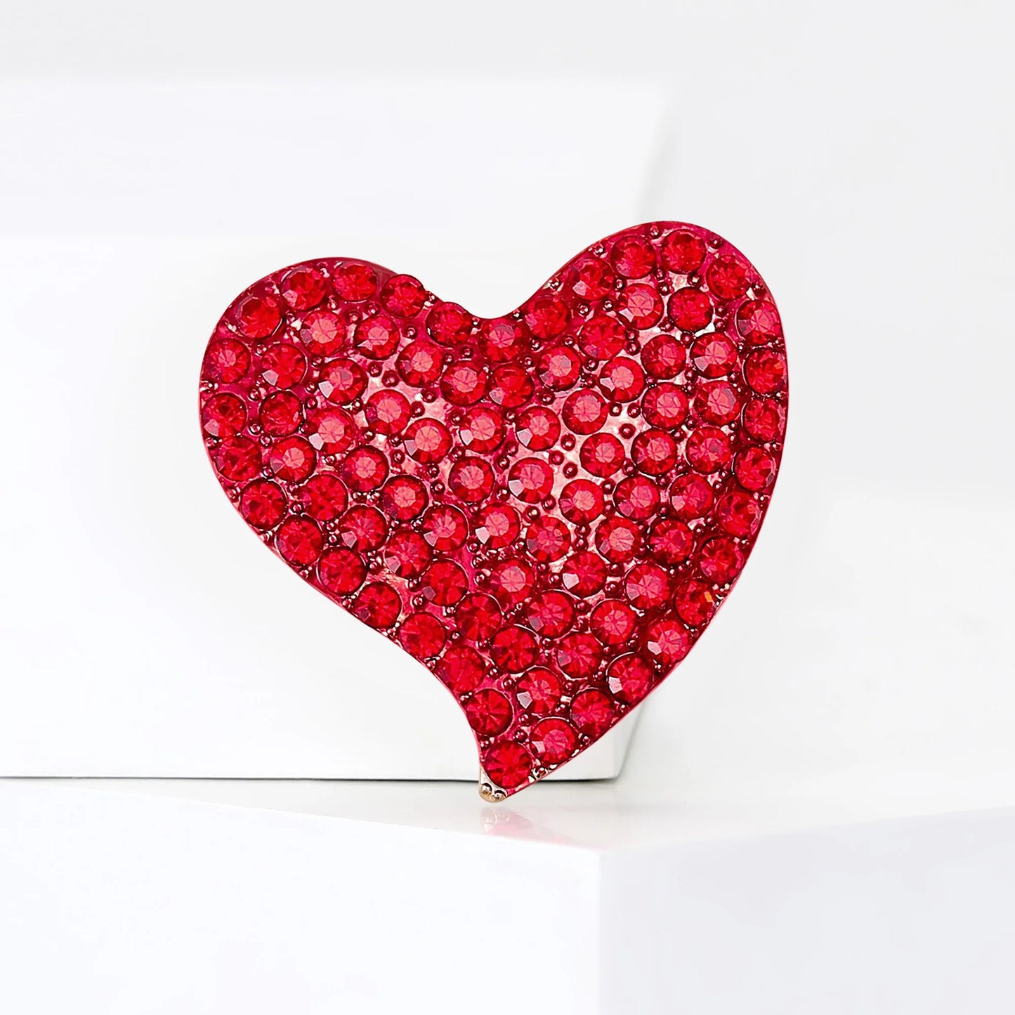 Beaut&Berry Luxury Rhinestone Heart Brooches for Women Unisex Love Pins Casual Party Jewelry Accessories Gifts Decoration