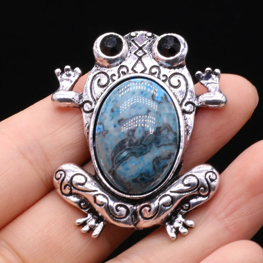 Funny Frog Brooches Natural Stone Crystal Agates Charms Mother of Pearl Shell Insect Pin Pendant for Jewelry Making DIY Necklace