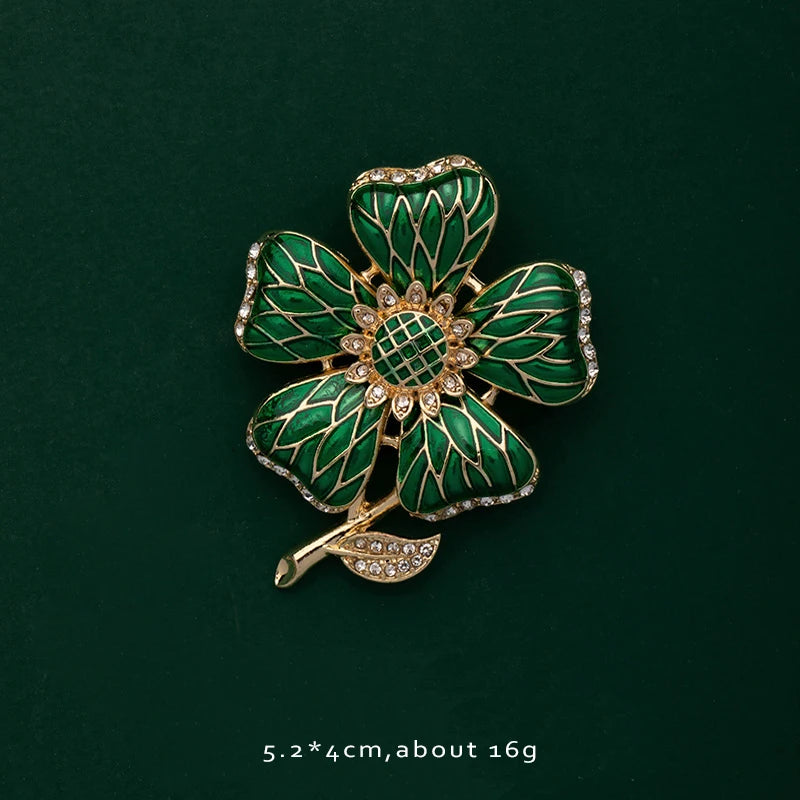 Fashion Animal Plant Lapel Pins Fruits Food Mix Brooches Badges Backpack Cute Pins Party Gifts For Friends Jewelry