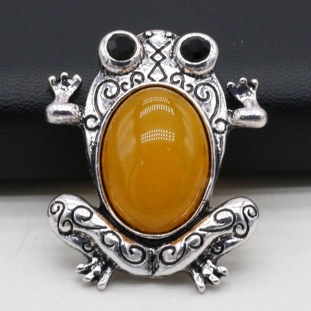 Funny Frog Brooches Natural Stone Crystal Agates Charms Mother of Pearl Shell Insect Pin Pendant for Jewelry Making DIY Necklace