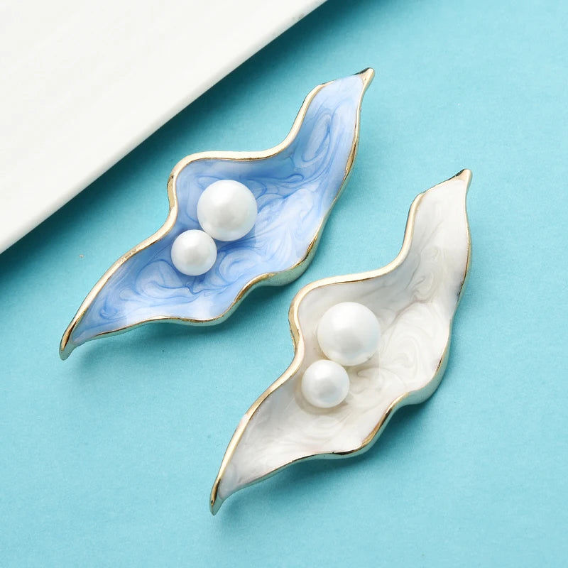 Wuli&baby Pearl Shell Flower Brooches For Women 2-color Enamel Office Party Brooch Pins Gifts