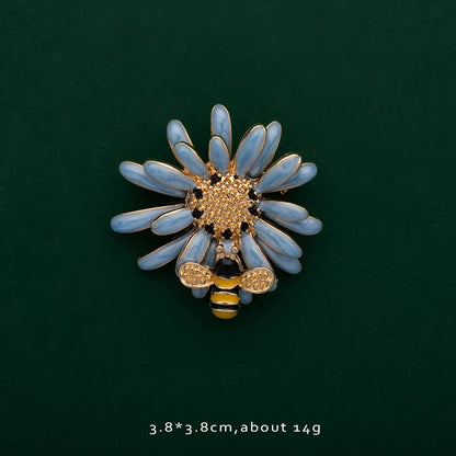 Fashion Animal Plant Lapel Pins Fruits Food Mix Brooches Badges Backpack Cute Pins Party Gifts For Friends Jewelry