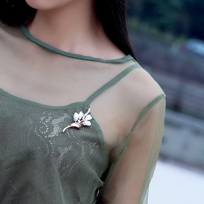 Elegant Gold Color Flower Tulip Brooch Sweet Flowers Pin Gift For Women Wedding Engagement Party Jewelry