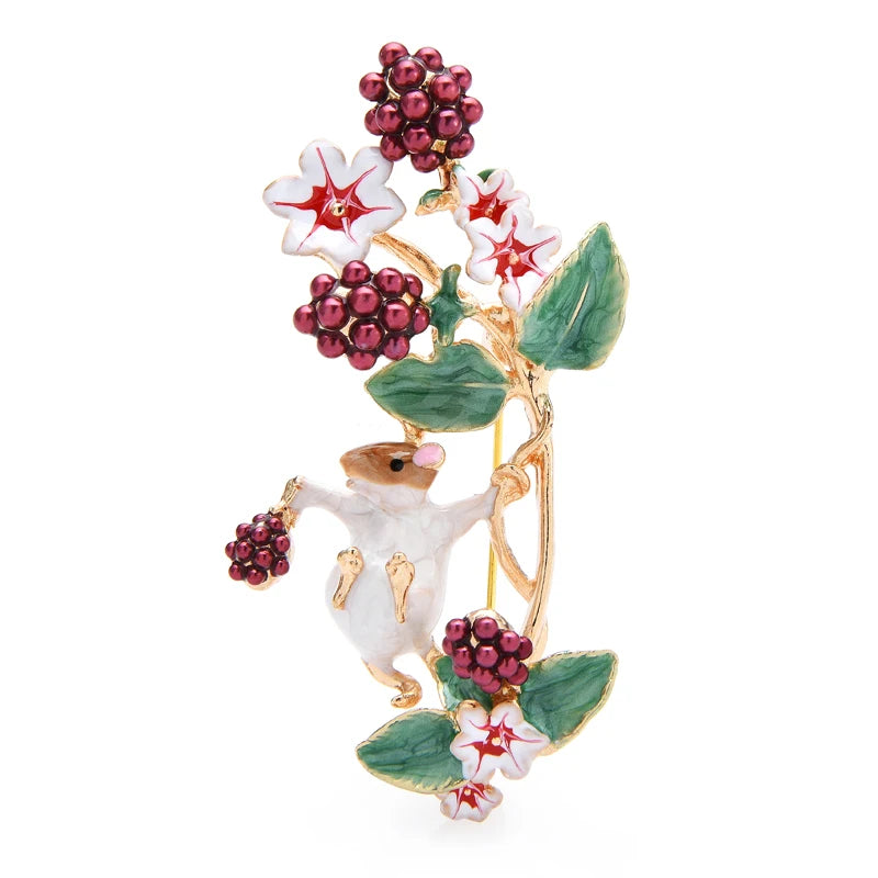 Wuli&baby Pick Fruits Squirrel Brooches For Women Lovely Enamel Animal Casual Party Brooch Pin Gifts