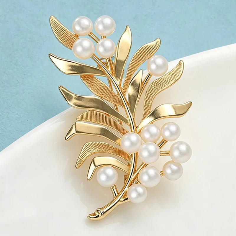 Wuli&baby Charming Pearl Leaf Brooches For Women Unisex Flower Feather Plants Causal Party Brooch Pin Gifts
