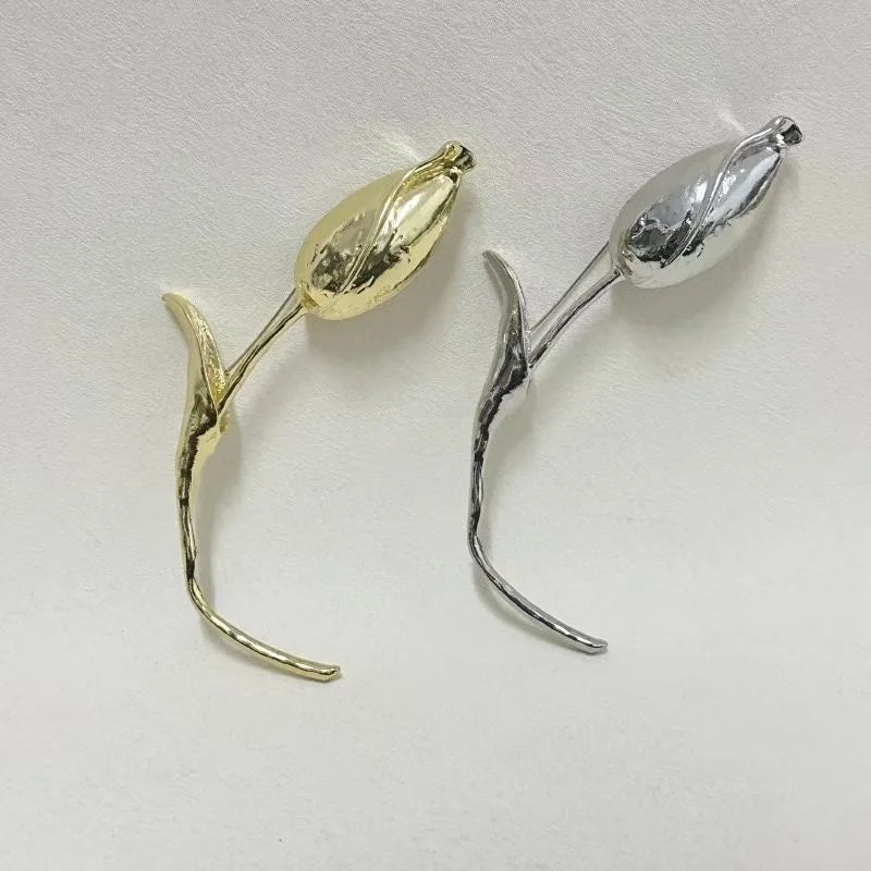 Wuli&baby Large Charming Tulip Flower Brooches Pins For Women Lady 2-color Exaggerate Flowers Bud Office Party Brooch Pins Gifts
