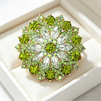 Luxury Green Rhinestone Sunflower Brooches for Women 4 Color Flower Plant Lapel Pins Party Jewelry Accessories