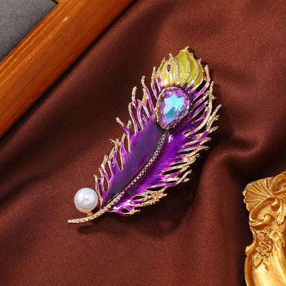 Women Girls Feather Rhinestone Brooches Jewelry Clothing Suit Pins Accessories
