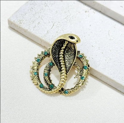 Clearance Price Snake Shape Brooches for Women Men Rhinestone Crystal Lapel Pin Clearance Sale