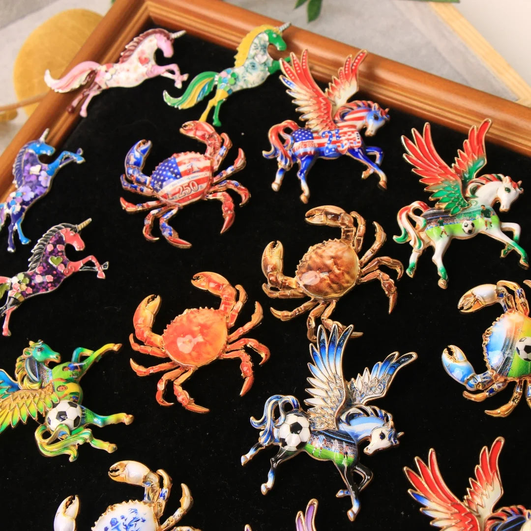 Baroque-style Luxury Enamel Alloy Crab-Design Brooch for Men and Women, Jewelry and Fashion Accessories