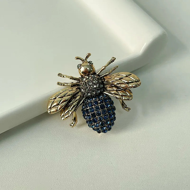 SKEDS Luxury Exaggerated Vintage Women Girls Crystal Bee Brooch Pin Fashion Elegant Lady Exquisite Insect Rhinestone Badges