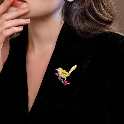 Colorful Rhinestone Auspicious Magpie Bird Brooches for Women Good Luck Badges Crystal Chinese Style Party Brooch Pins Gift