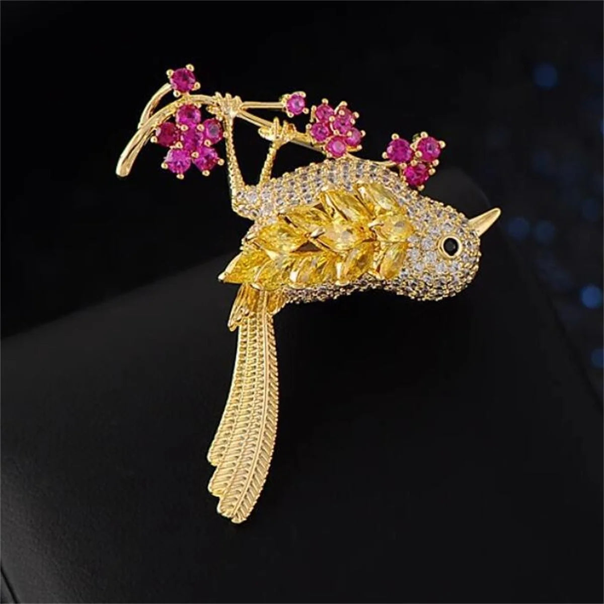 Luxury Bird Brooch, Korean Style Personalized Exquisite Chest Flower, Clothing Backpack Jewelry Accessories, Party Birthday Gift