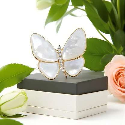 Exquisite butterfly design versatile fashion trend personalized accessory buckle brooch