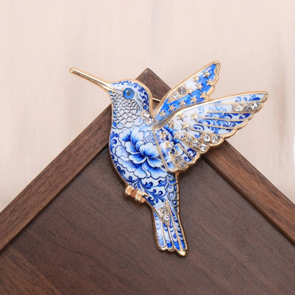 Chinese-style Blue-and-White Porcelain Pattern Brooches for Men and Women, Featuring Insect, Animal, Plant, and Floral Designs