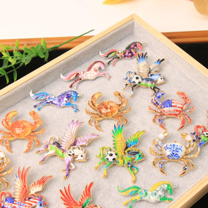 Baroque-style Luxury Enamel Alloy Crab-Design Brooch for Men and Women, Jewelry and Fashion Accessories