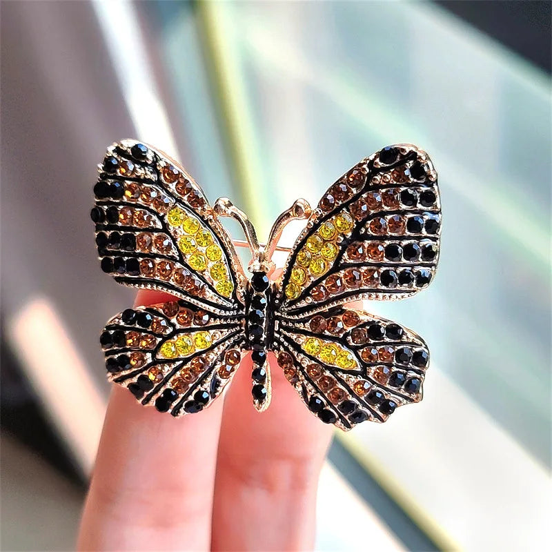 Classic Rhinestone Butterfly Brooches For Women Vintage Beauty Casual Brooch Pins Clothing Accessories Party Wedding Gifts