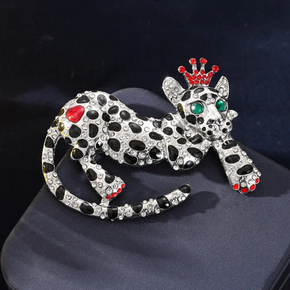 Baroque-style Luxury Vintage Heavy-Duty Lion Animal Design Brooches for Men and Women, Jewelry and Fashion Accessories