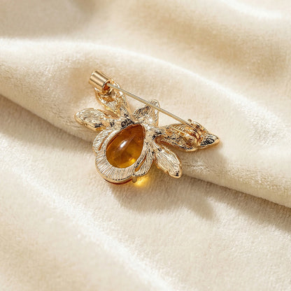 Beaut&Berry Luxury Crystal Bee Brooches for Women Unisex Insect Pins Casual Party Jewelry Accessories Gifts Decoration