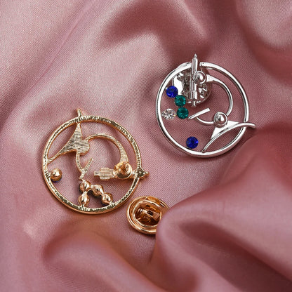 Microscope Crystal Brooch Chemical Medical Equipment Pin Jacket Lapel Lanyard Badge Gift Jewelry Accessories for Man Woman Stude
