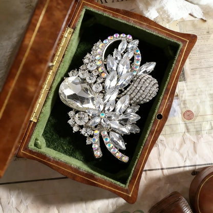 Baroque Luxury Beautiful Openwork Floral Design Brooch for Men and Women, Jewelry Accessories, Wedding Holiday Party Couple Gift