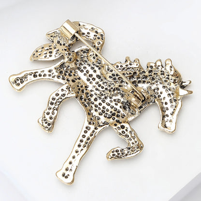Beaut&Berry Classic Rhinestone Horse Brooches for Women Zodiac Animal Lapel Pins Casual Party Accessories New Year Gifts Friends