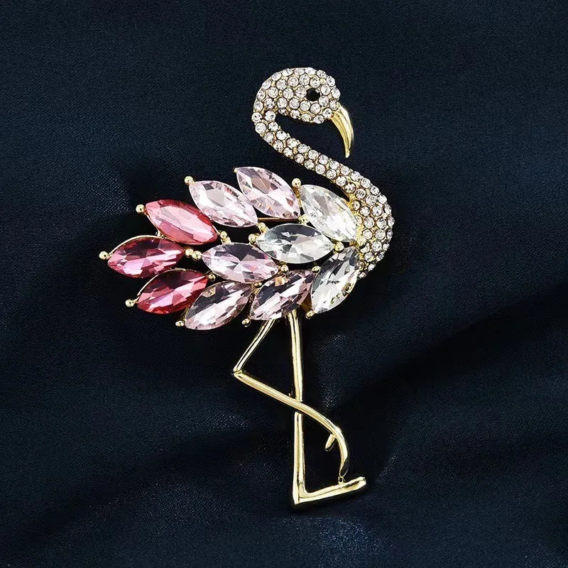 Trendy White Pink Crystal Flamingo Bird Brooches For Women Luxury Animal Inlaid Rhinestone Metal Brooch Pins Party Jewelry Gifts