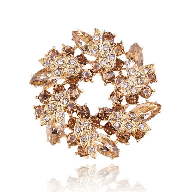 SKEDS High-end Women  Exquisite Crystal Flower Badges Pin Fashion Creative Luxury Rhinestone Shining Brooch Corsages