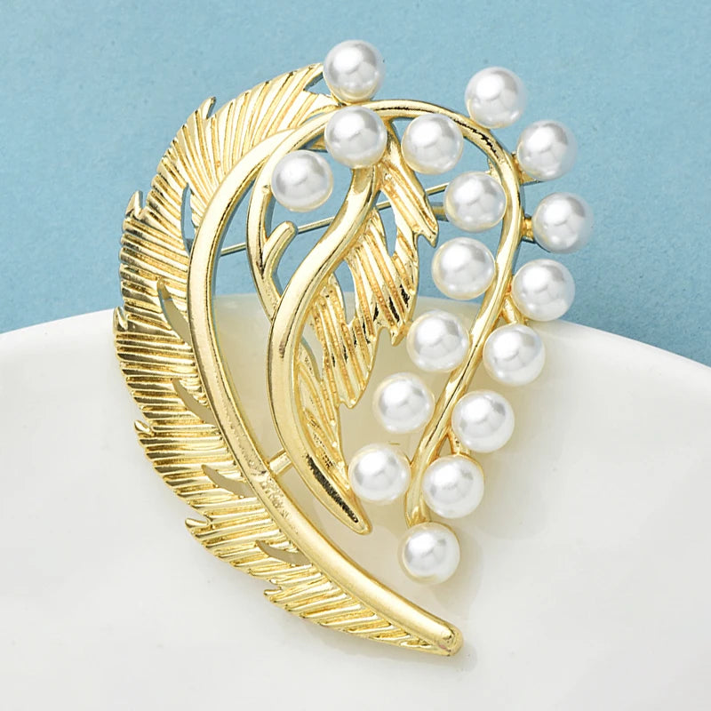 Wuli&baby Pearl Heart Brooches For Women Unisex Elegant Geometric Plants Flower Party Office Brooch Pins Gifts