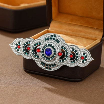 Retro and Trendy Sparkling Zircon Inlaid Women's Brooch, Suitable for Women's Palace Style Holiday Accessories Jewelry