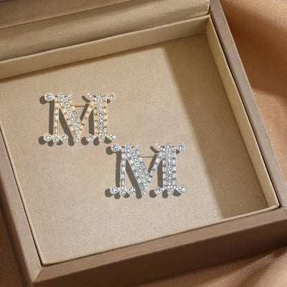 Letter M Brooch All-season Universal Alloy Corsage Pin for Men and Women High-end High-end Clothes Bag Scarf Accessories Brooch