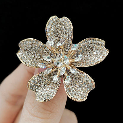 Beaut&Berry Luxury Rhinestone Cherry Blossom Brooches for Women Unisex Plant Pins Casual Party Jewelry Accessories Gifts