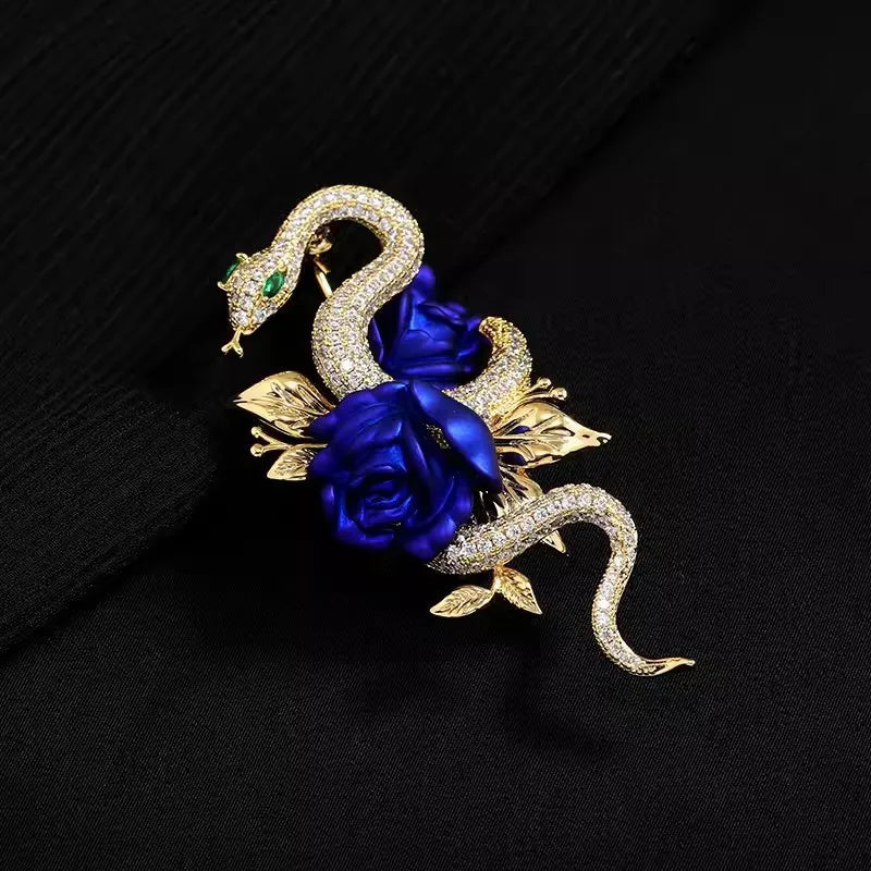 SKEDS Women Men Fashion Exquisite Colorful Rhinestone Snake Brooch Pin Elegant Lady Crystal Shining Animal Badges Corsages
