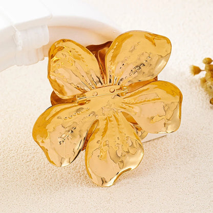 Women Large Statement 3D Layered Golden Flower Brooch Bold Retro Statement Elegant Collar Accessory For Party Wedding Daily Wear