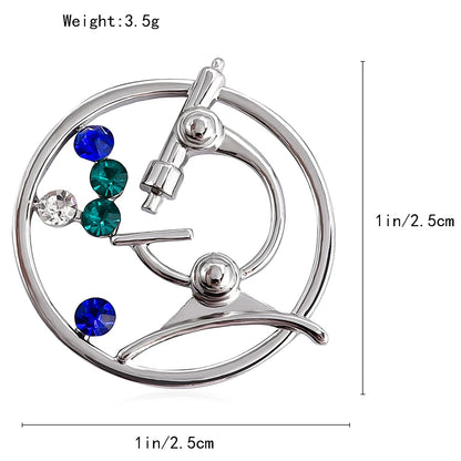 Microscope Crystal Brooch Chemical Medical Equipment Pin Jacket Lapel Lanyard Badge Gift Jewelry Accessories for Man Woman Stude
