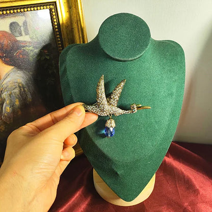 Heavy Industry Big Flying Bird Water Drop Brooch Crane Badge Pin Jewelry