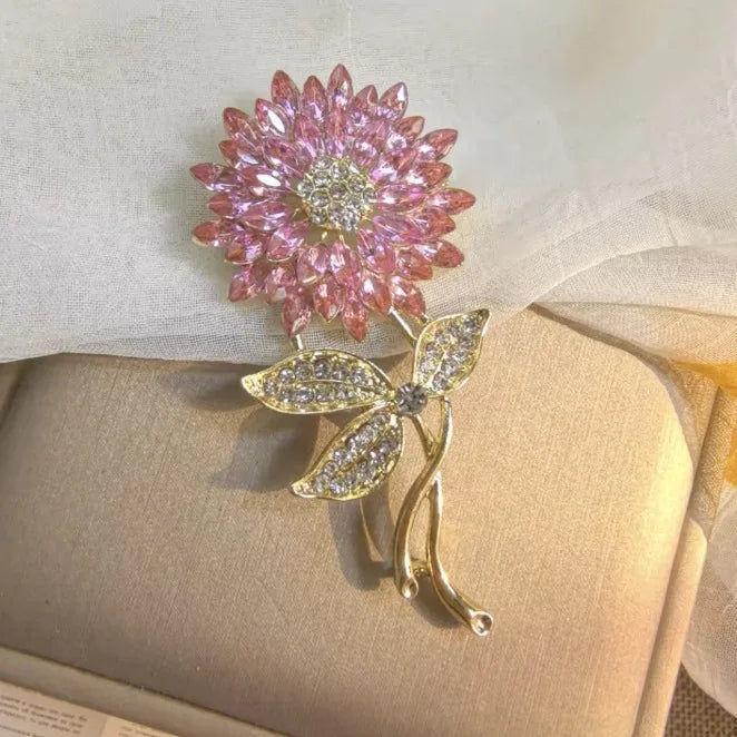 Fashion Crystal Rhinestone Bouquet Flower Brooch For Women Wedding Party Lapel Pin Suit Dress Jewelry Accessories Gifts