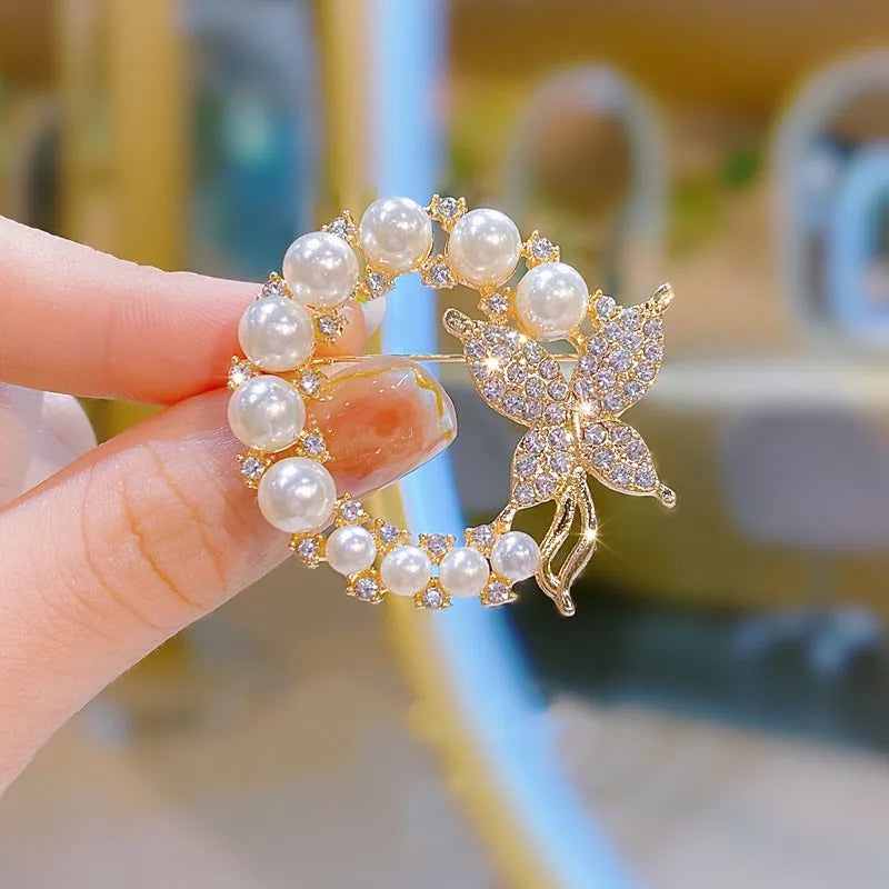 Vintage Green Crystal Maple Leaves Brooches for Women Luxury Rhinestone Flower Wedding Banquet Party Dress Brooch Pins Jewelry