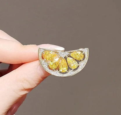 Cute Mini Brooch Pins Colorful Crystal Fruit Bowknot Flower Neckline Lapel Pin for Women Girls Buckle Jewelry Gifts