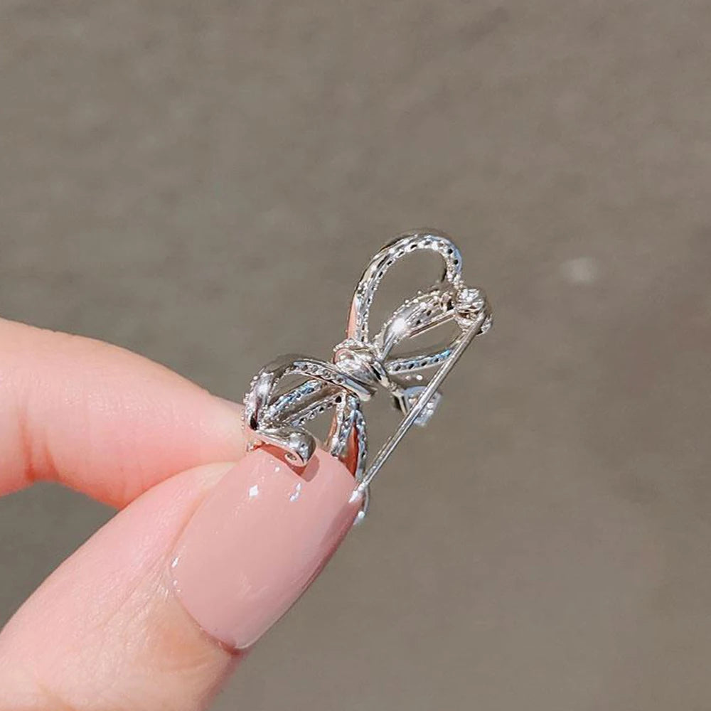 Elegant Bowknot Water Drop Brooches Buckle Pin for Girl Bridal Shiny CZ Crystal Bow Knot Ribbon Jewelry for Wedding Party