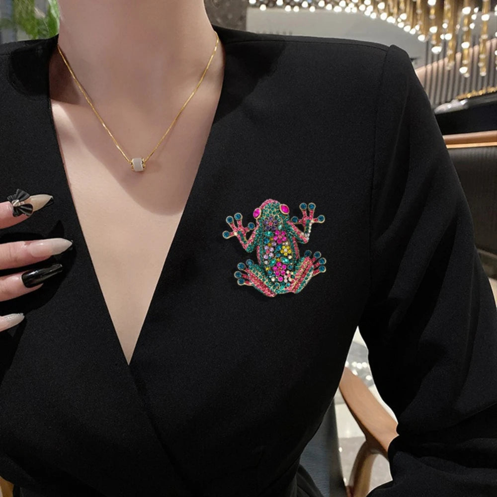Baroque Luxury Frog Collection: Brooches and Pins for Men and Women, Jewelry, Fashion Accessories, and Party Gifts