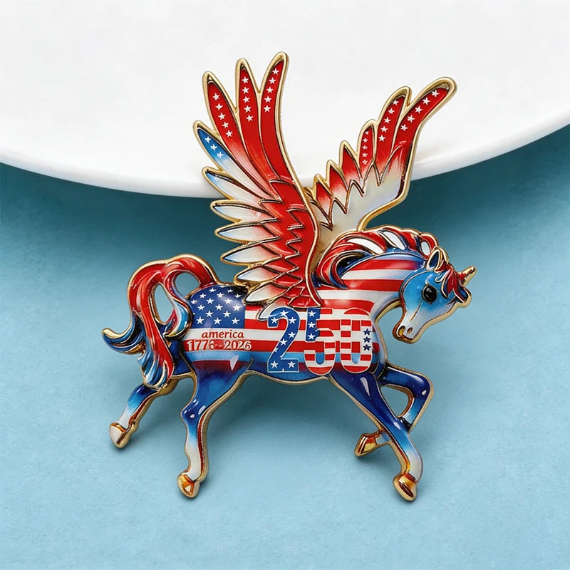 Wuli&baby America 250 Flying Horse Brooches Beautiful USA Flag Design Animal Party Office Brooch Pins Gifts