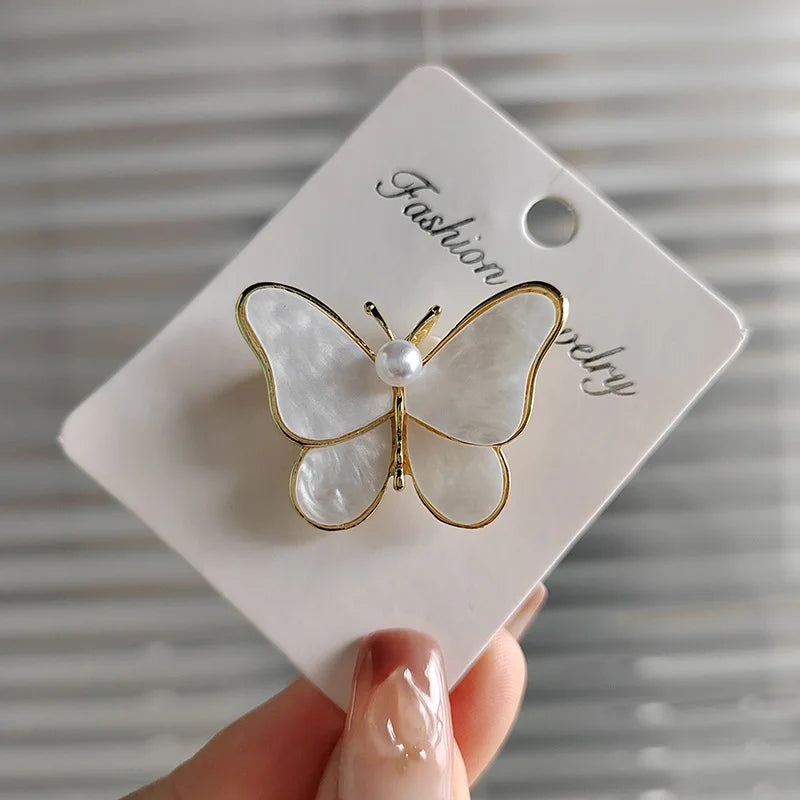 Classic Rhinestone Butterfly Brooches For Women Vintage Beauty Casual Brooch Pins Clothing Accessories Party Wedding Gifts