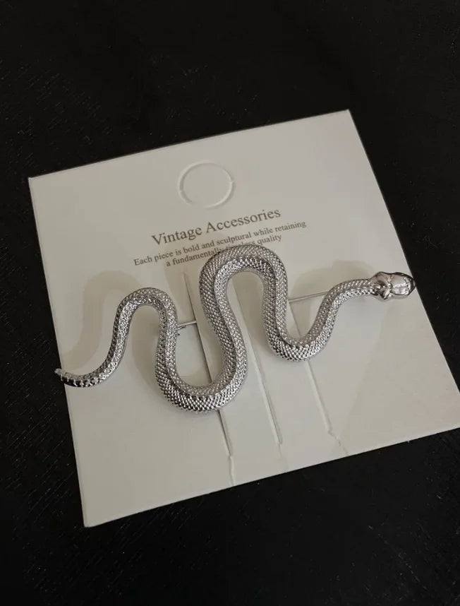 Clearance Price Snake Shape Brooches for Women Men Rhinestone Crystal Lapel Pin Clearance Sale