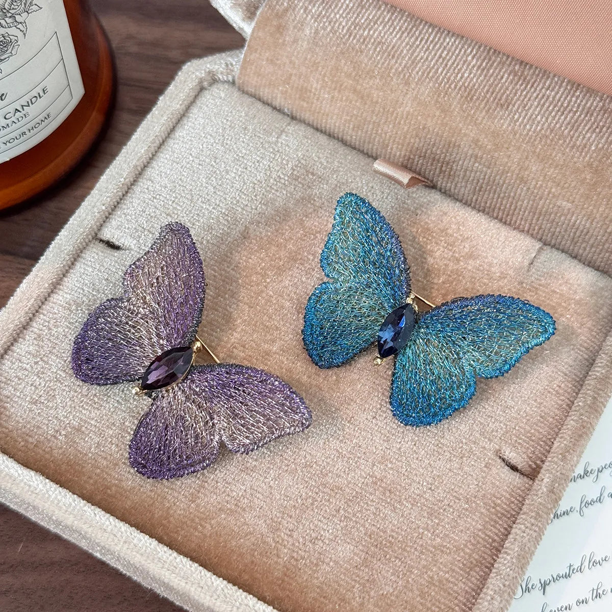 Luxury Blue Purple Crystal Embroidery Fabric Butterfly Brooches For Women Unisex Insect Corsage Pins Wedding Jewelry Best Gift