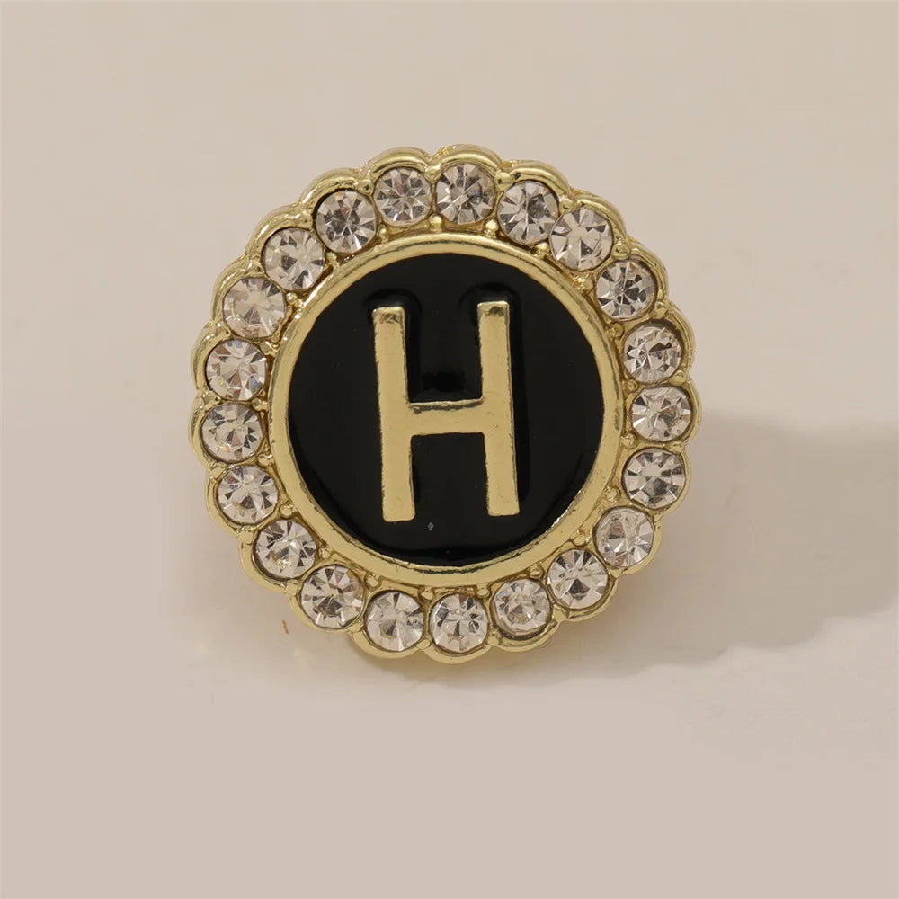 26 English Initials A-Z Brooches Classic Full Around Crystal Golden Alphabet Pins For Women Men Girls Clothes Bag Jewelry Gift