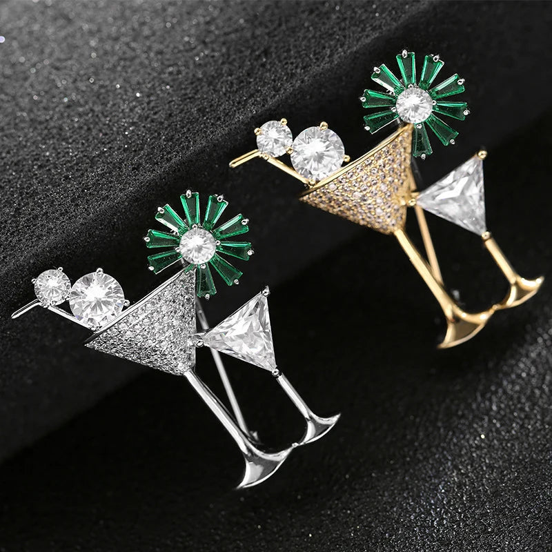 Luxury Rhinestone Cocktail Glass Brooch Creative Snowflake Brooch Jewelry Cubic Zirco Brooch Lady Bouquet Christmas Brooch